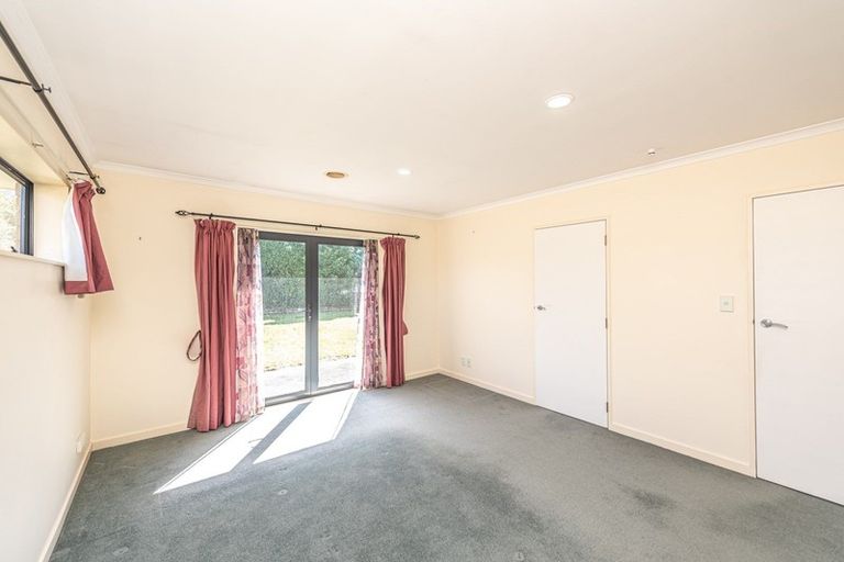 Photo of property in 18 Holdsworth Drive, Otamatea, Whanganui, 4500