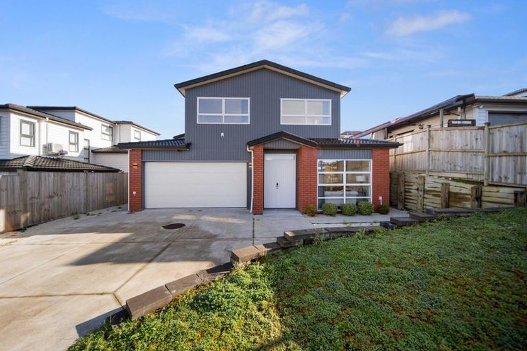 Photo of property in 14 Frazen Avenue, Papakura, 2110