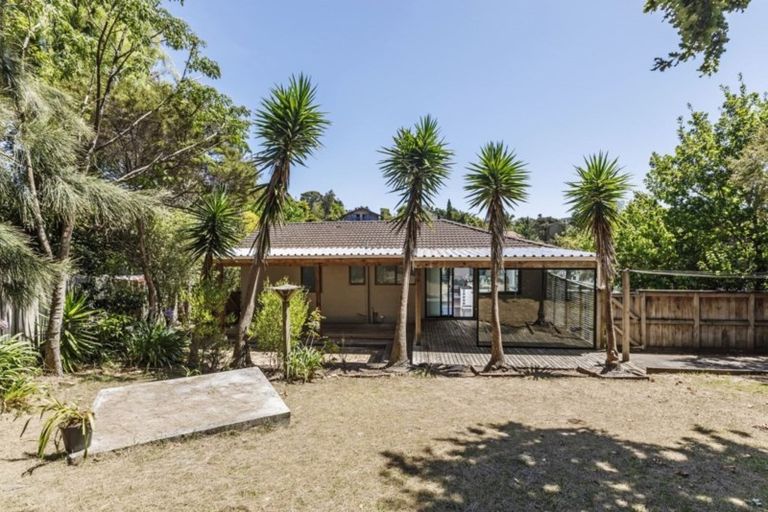 Photo of property in 93 Oaktree Avenue, Browns Bay, Auckland, 0630