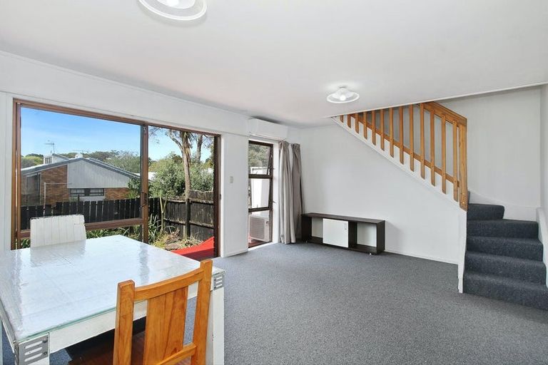 Photo of property in 7/18 Seabrook Avenue, New Lynn, Auckland, 0600