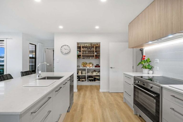 Photo of property in 125 Prestons Park Drive, Marshland, Christchurch, 8083