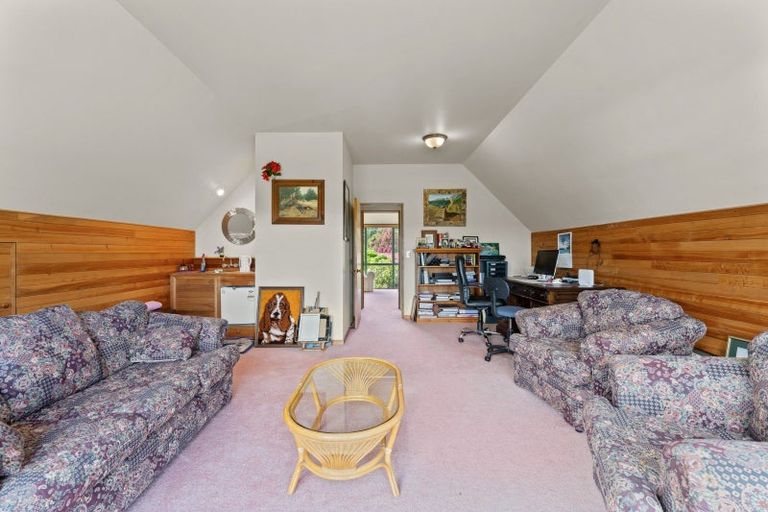 Photo of property in 7 Greenhithe Street, Waihola, Milton, 9073