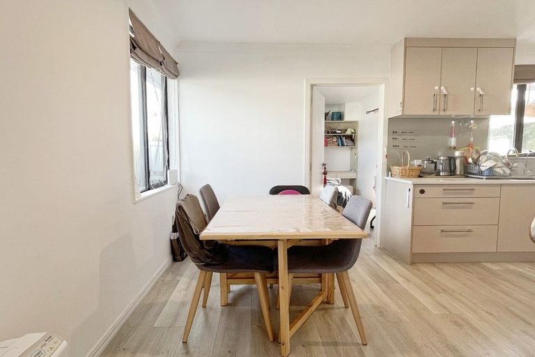 Photo of property in 10 Ascot Avenue, Henderson, Auckland, 0610