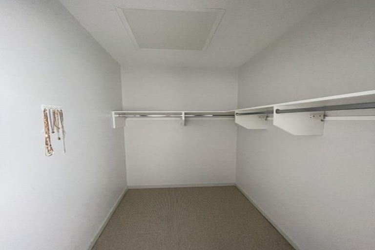 Photo of property in 9/1 Genevieve Lane, Hobsonville, Auckland, 0616