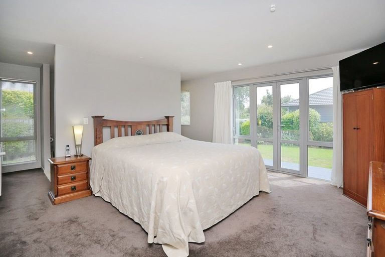 Photo of property in 17 Rosewood Drive, Rosedale, Invercargill, 9810