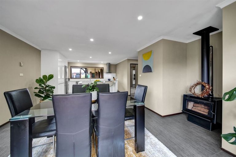 Photo of property in 24 Dillon Drive, Bell Block, New Plymouth, 4312