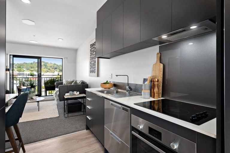 Photo of property in 7/11f Newtown Avenue, Newtown, Wellington, 6021