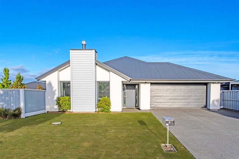 Photo of property in 9 Greenfield Mews, Rangiora, 7400