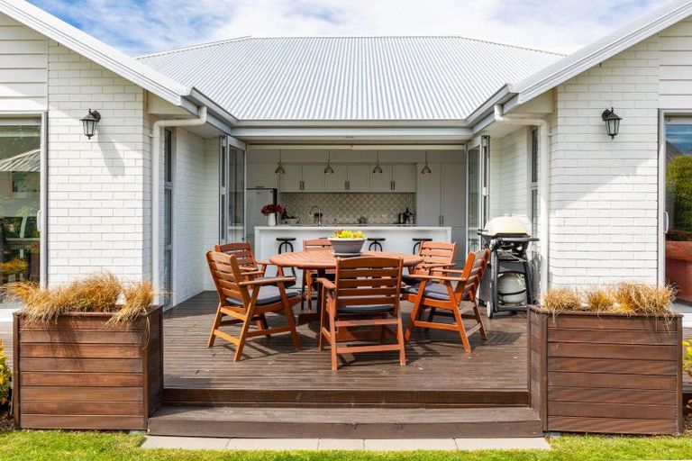 Photo of property in 16 River Terrace, Renwick, 7204