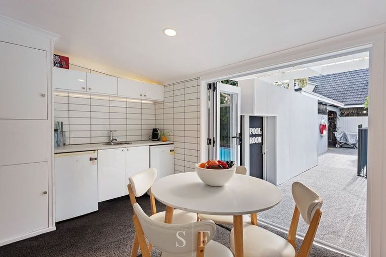 Photo of property in 417 Te Moana Road, Waikanae, 5036