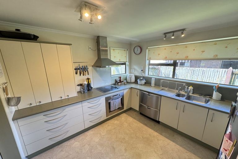 Photo of property in 180 Te Awe Awe Street, Hokowhitu, Palmerston North, 4410
