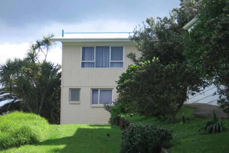 Photo of property in 30 Du Fresne Place, Russell, 0202