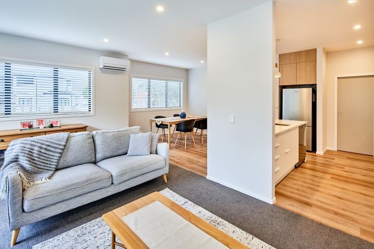 Photo of property in 6 Pakura Place, Wainuiomata, Lower Hutt, 5014