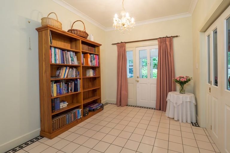 Photo of property in 1 Park Lane, Ashburton, 7700