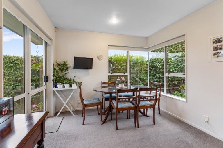 Photo of property in 20a Selwyn Street, Somerfield, Christchurch, 8024
