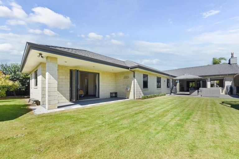 Photo of property in 28 Sanderlane Drive, Motueka, 7120