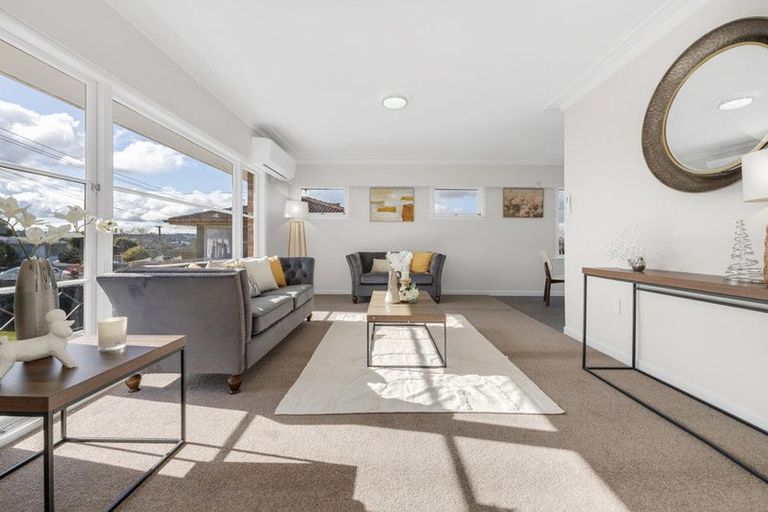 Photo of property in 12 Clayton Road, Manurewa, Auckland, 2102