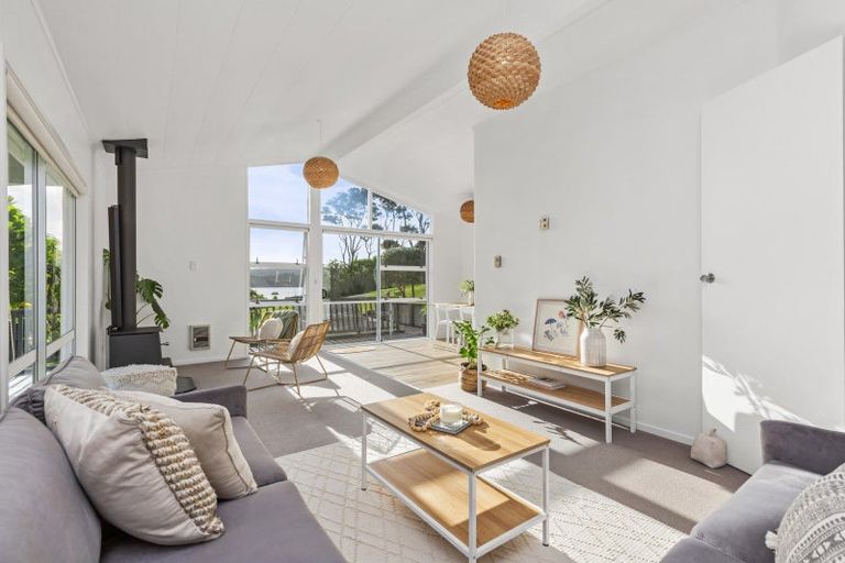 Photo of property in 28b Bay View Road, Raglan, 3225