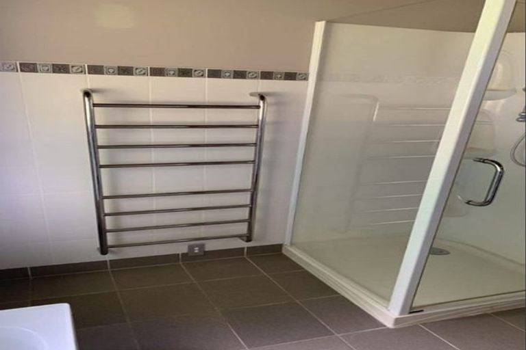 Photo of property in 14 Spedding Road, Whenuapai, Auckland, 0618