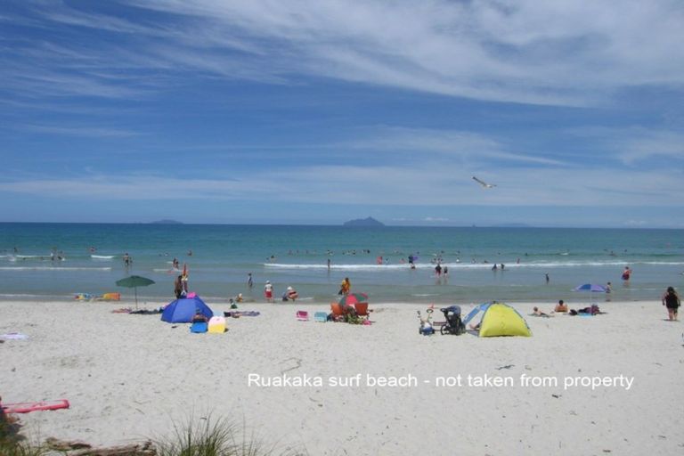 Photo of property in 111 Bream Bay Drive, Ruakaka, 0116