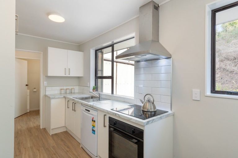 Photo of property in 8/75 Delhi Crescent, Khandallah, Wellington, 6035