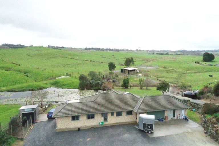 Photo of property in 562b Waimate Road North, Kerikeri, 0293