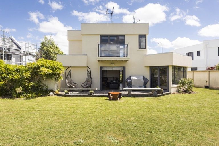 Photo of property in 31 Ruapehu Drive, Fitzherbert, Palmerston North, 4410