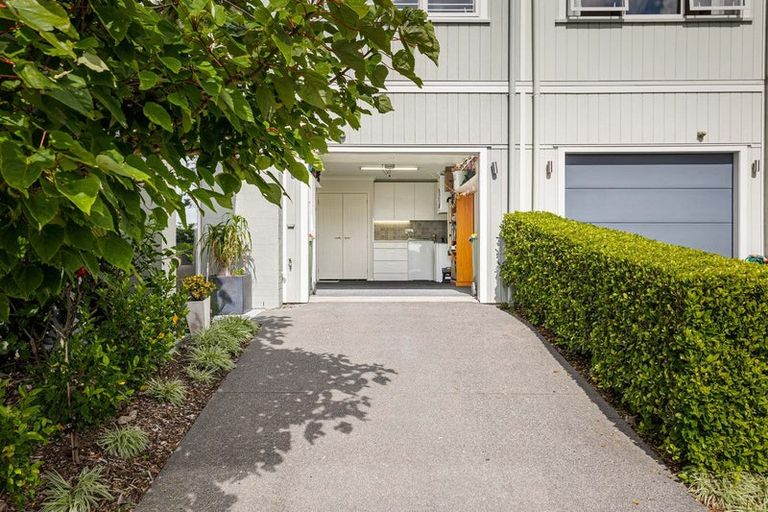 Photo of property in 6 Park Lane, Orewa, 0931