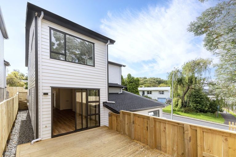 Photo of property in 4a Ramillies Place, Glenfield, Auckland, 0629