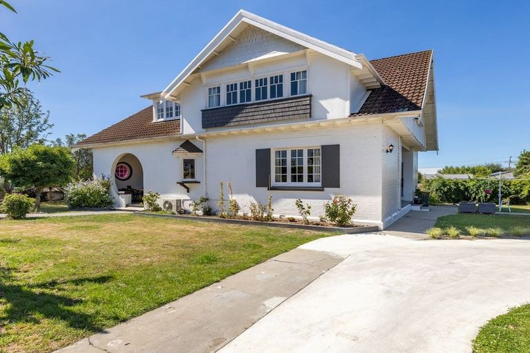 Photo of property in 17 Rhodes Street, Waimate, 7924