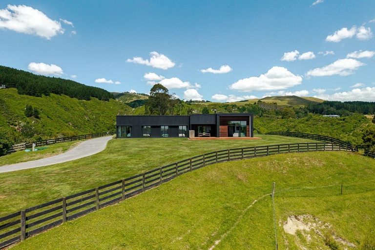 Photo of property in 179 Harrison Hill Road, Aokautere, Palmerston North, 4471