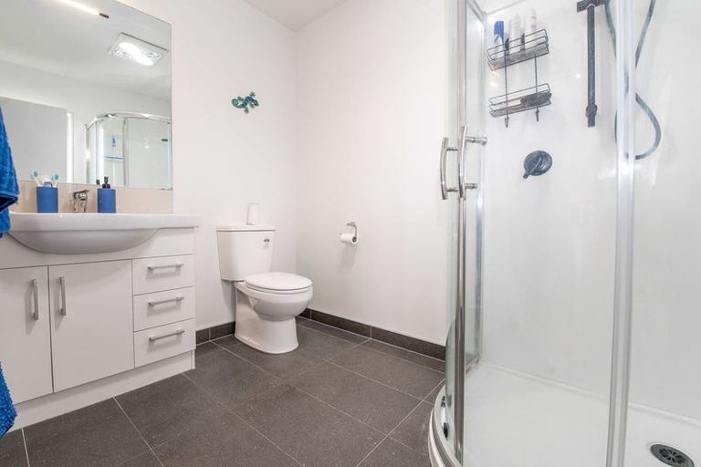 Photo of property in 32e Robinson Avenue, Holdens Bay, Rotorua, 3010