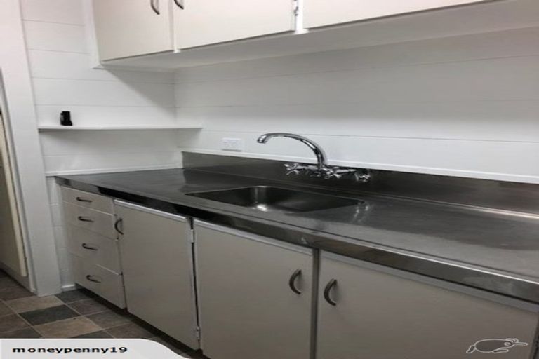 Photo of property in 12b Woodleigh Street, Frankleigh Park, New Plymouth, 4310