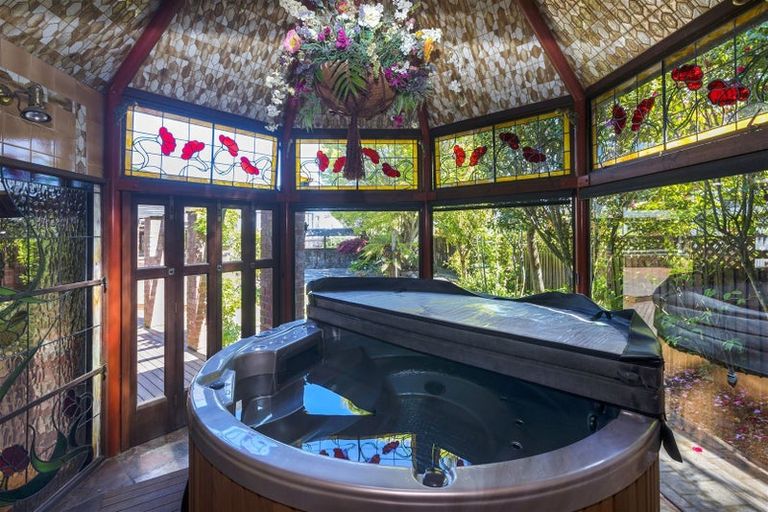 Photo of property in 283 Papanui Road, Merivale, Christchurch, 8052