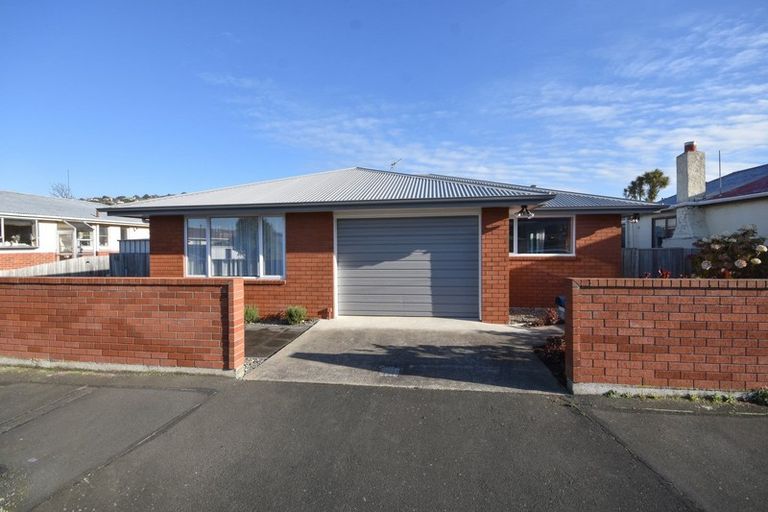 Photo of property in 30 Surrey Street, Caversham, Dunedin, 9012