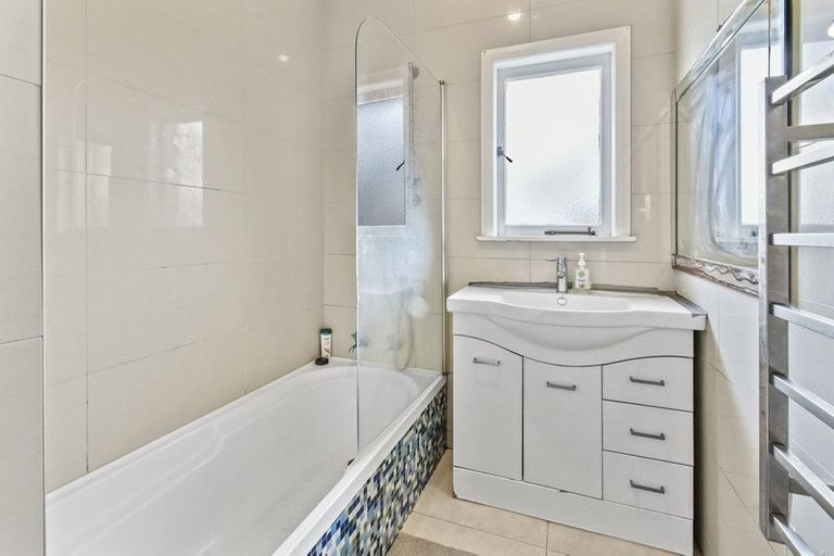 Photo of property in 3 Overton Road, Papatoetoe, Auckland, 2025