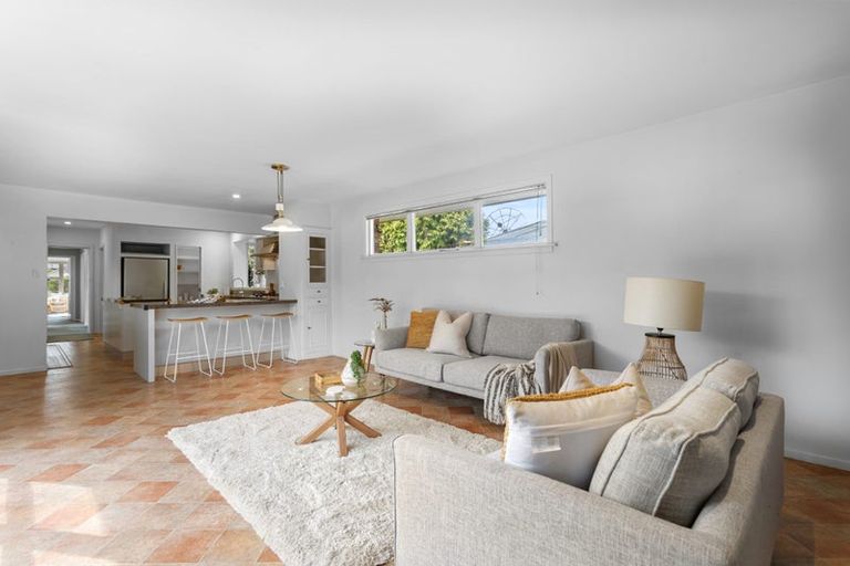 Photo of property in 53 Westburn Terrace, Burnside, Christchurch, 8041