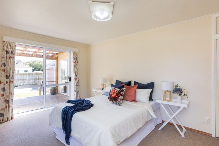 Photo of property in 1 Moheke Avenue, Roslyn, Palmerston North, 4414