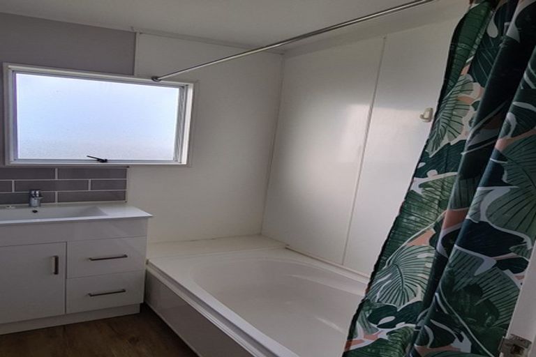 Photo of property in 119c Avalon Drive, Nawton, Hamilton, 3200