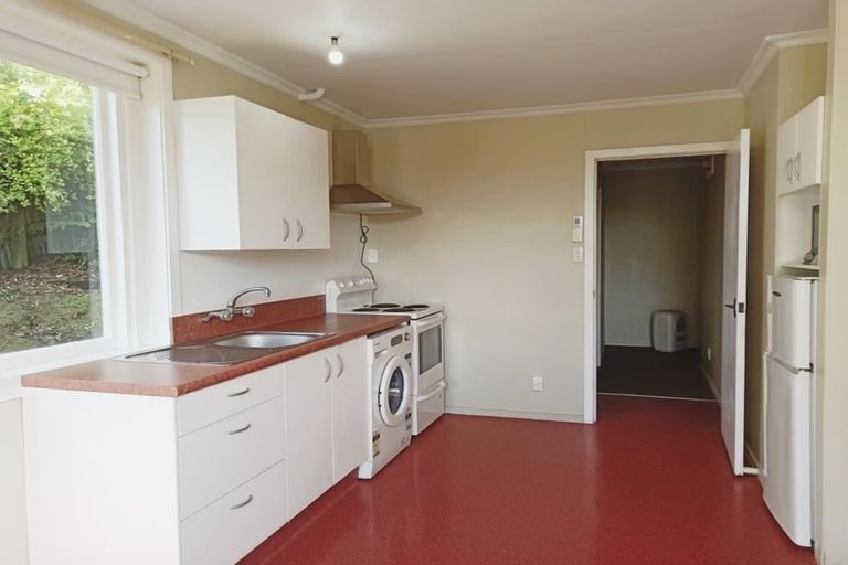 Photo of property in 130 Gladstone Road, Dalmore, Dunedin, 9010