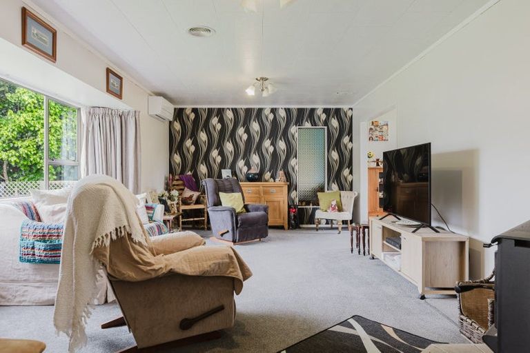 Photo of property in 11 Huxley Street, Pahiatua, 4910