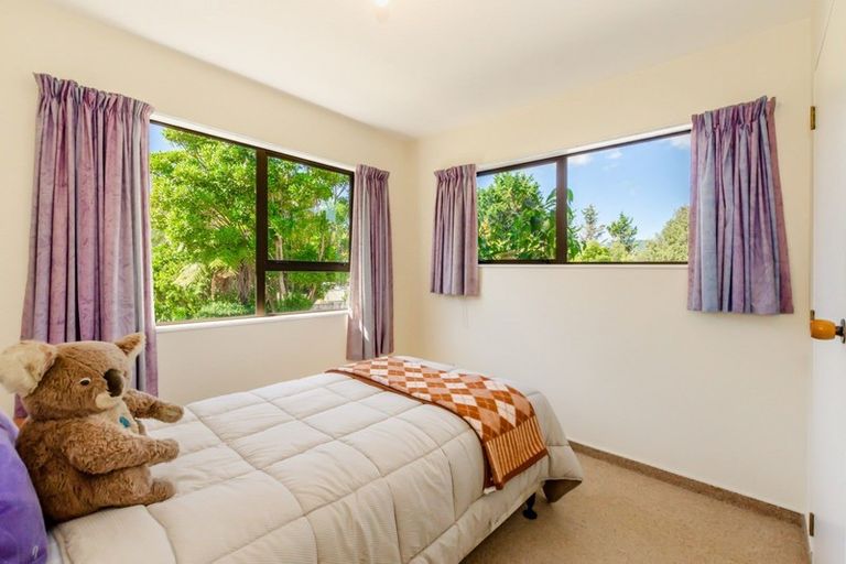 Photo of property in 122 Ratanui Road, Paraparaumu, 5032