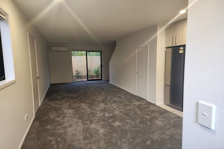 Photo of property in 2/7 Matata Place, Dallington, Christchurch, 8061