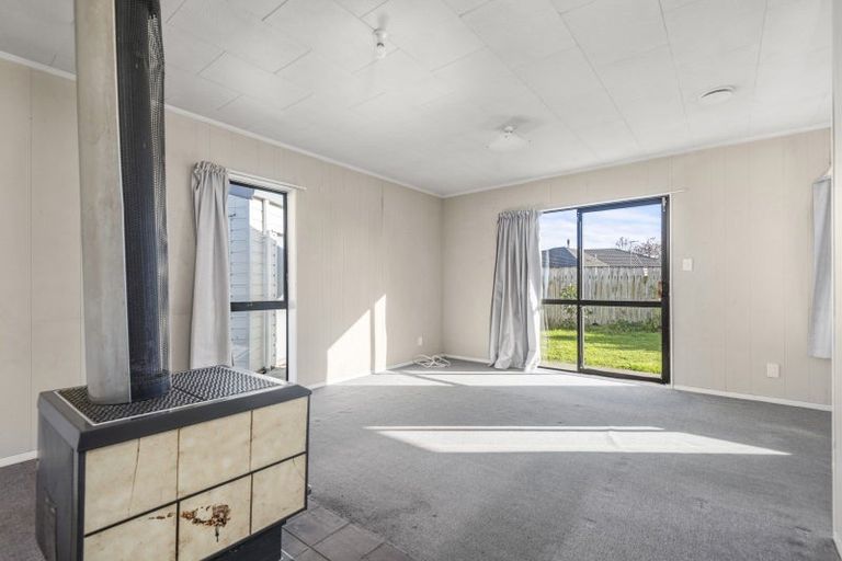 Photo of property in 28b Chelmarsh Place, Highbury, Palmerston North, 4412