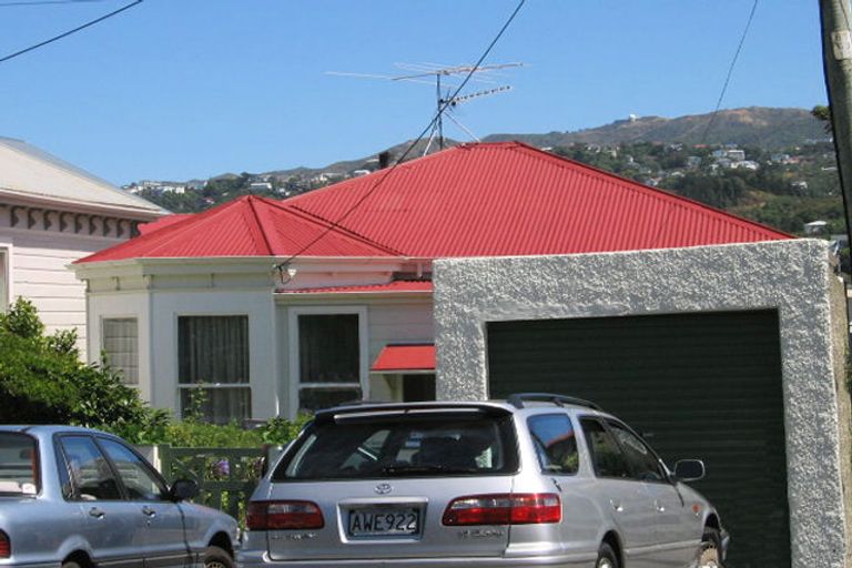 Photo of property in 30 Hiropi Street, Newtown, Wellington, 6021