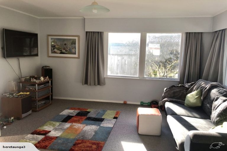 Photo of property in 3 Ruru Crescent, Heretaunga, Upper Hutt, 5018