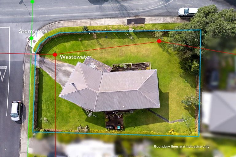 Photo of property in 5 Edgewood Way, Henderson, Auckland, 0612