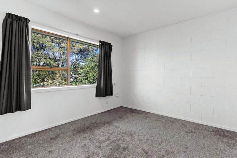 Photo of property in 38b Amorino Drive, Red Beach, 0932