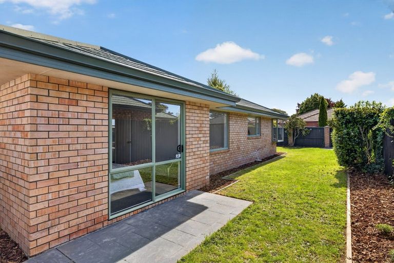 Photo of property in 5 Nina Lane, Somerfield, Christchurch, 8024