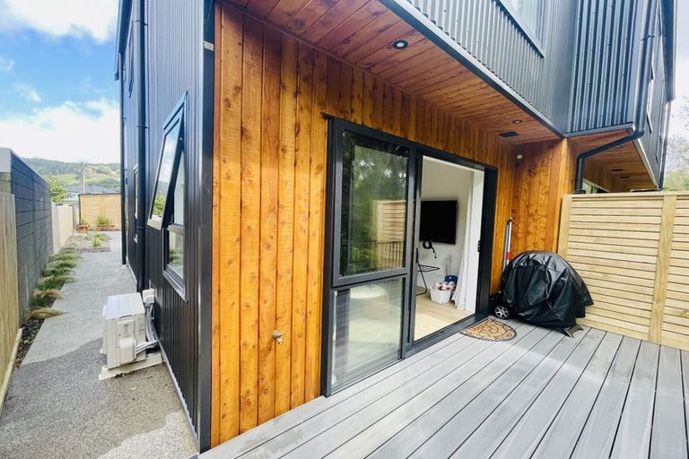 Photo of property in 6/18d Oxford Street, Tawa, Wellington, 5028